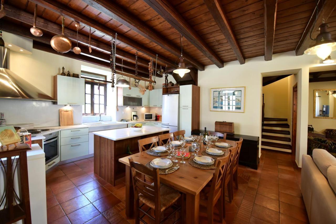 Kamini'S Tranquility Retreat Villa Hydra  Buitenkant foto